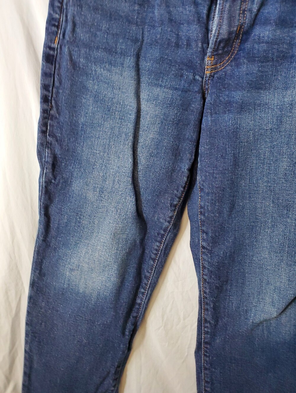 Old Navy Classic Straight-Leg Women’s Jeans in Dark Blue Size 12 - Picture 3 of 10